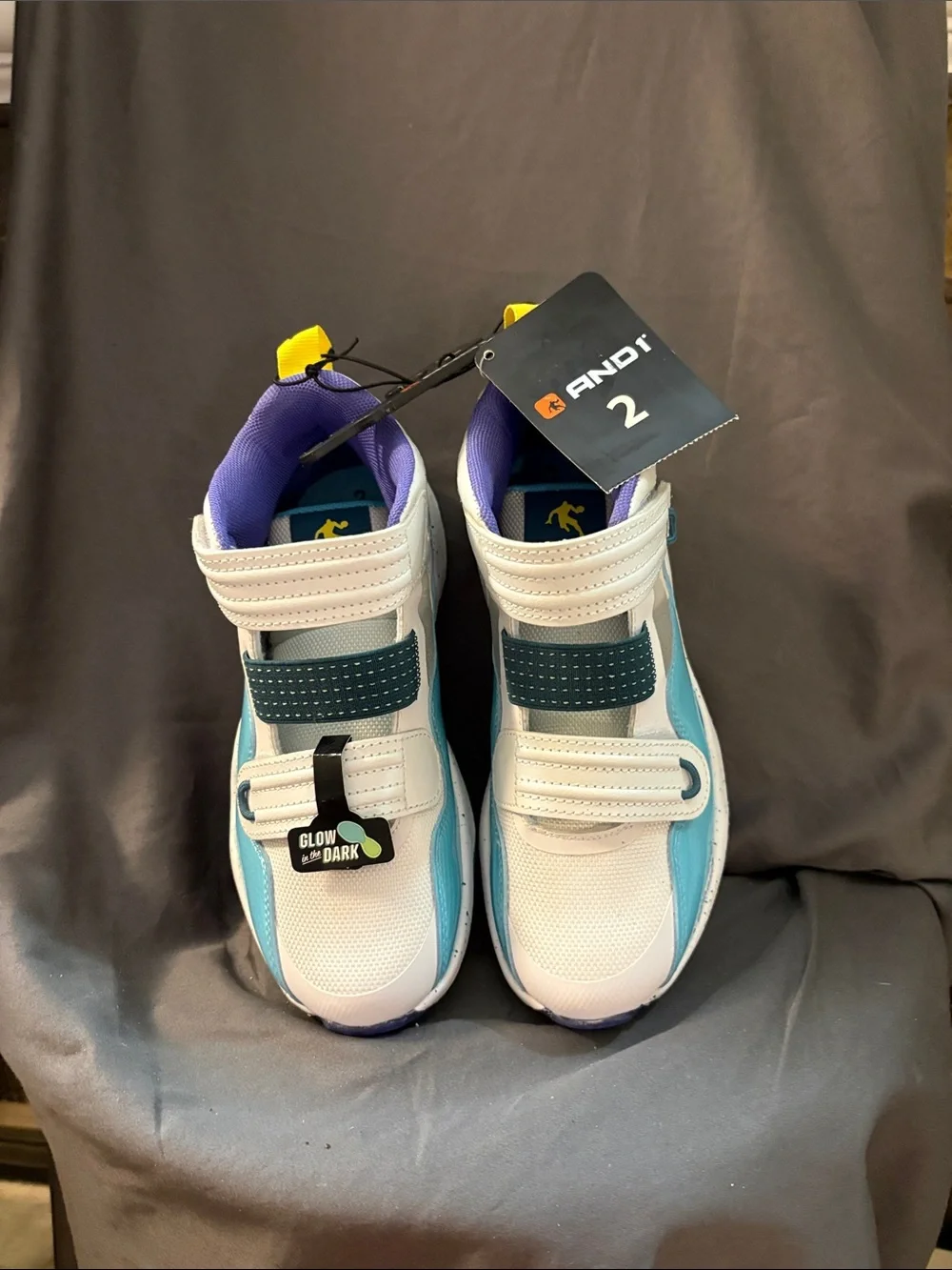 And1 Kids Glow-in-the-Dark White & Teal High-Top Sneakers - Size 2 sku SDR